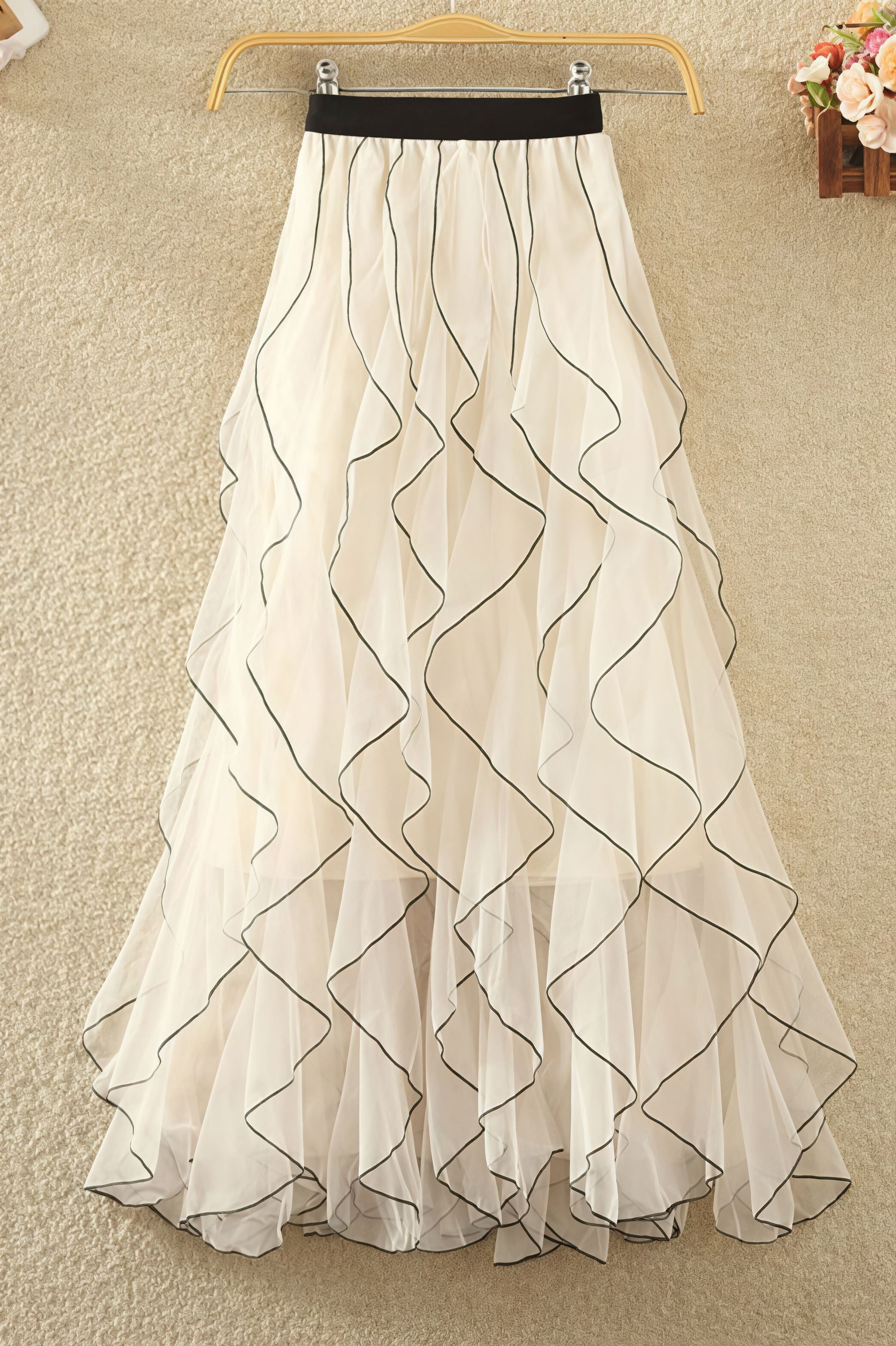 Wave Patchwork Mesh Ruffle Skirt - Image 3