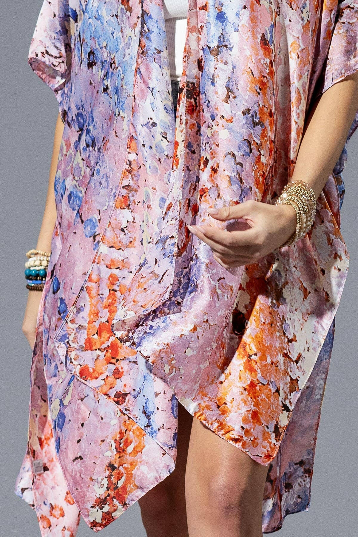 Abstract Print Silky Feel Kimono - Image 6